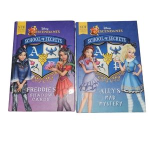 DISNEY Descendants School of Secrets Hardback Books-2